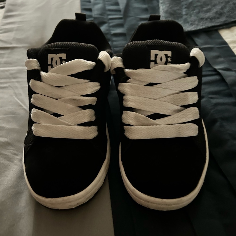 DC kids shoes